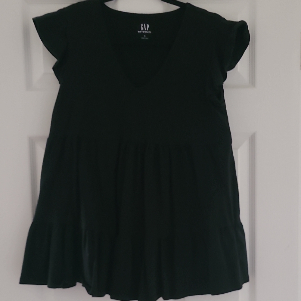GAP Women's Black V-Neck Maternity Top